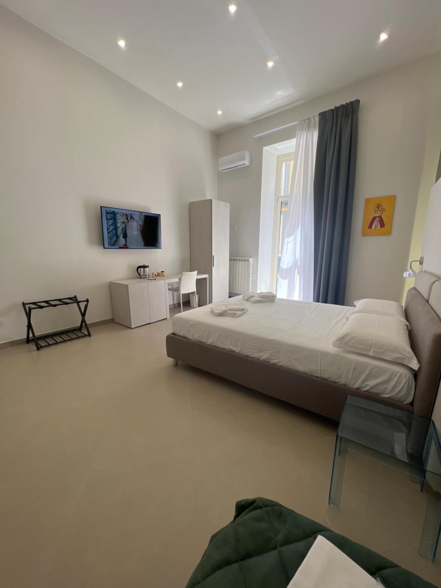 Dimora Chiaia 209 Hotel Naples Exterior photo