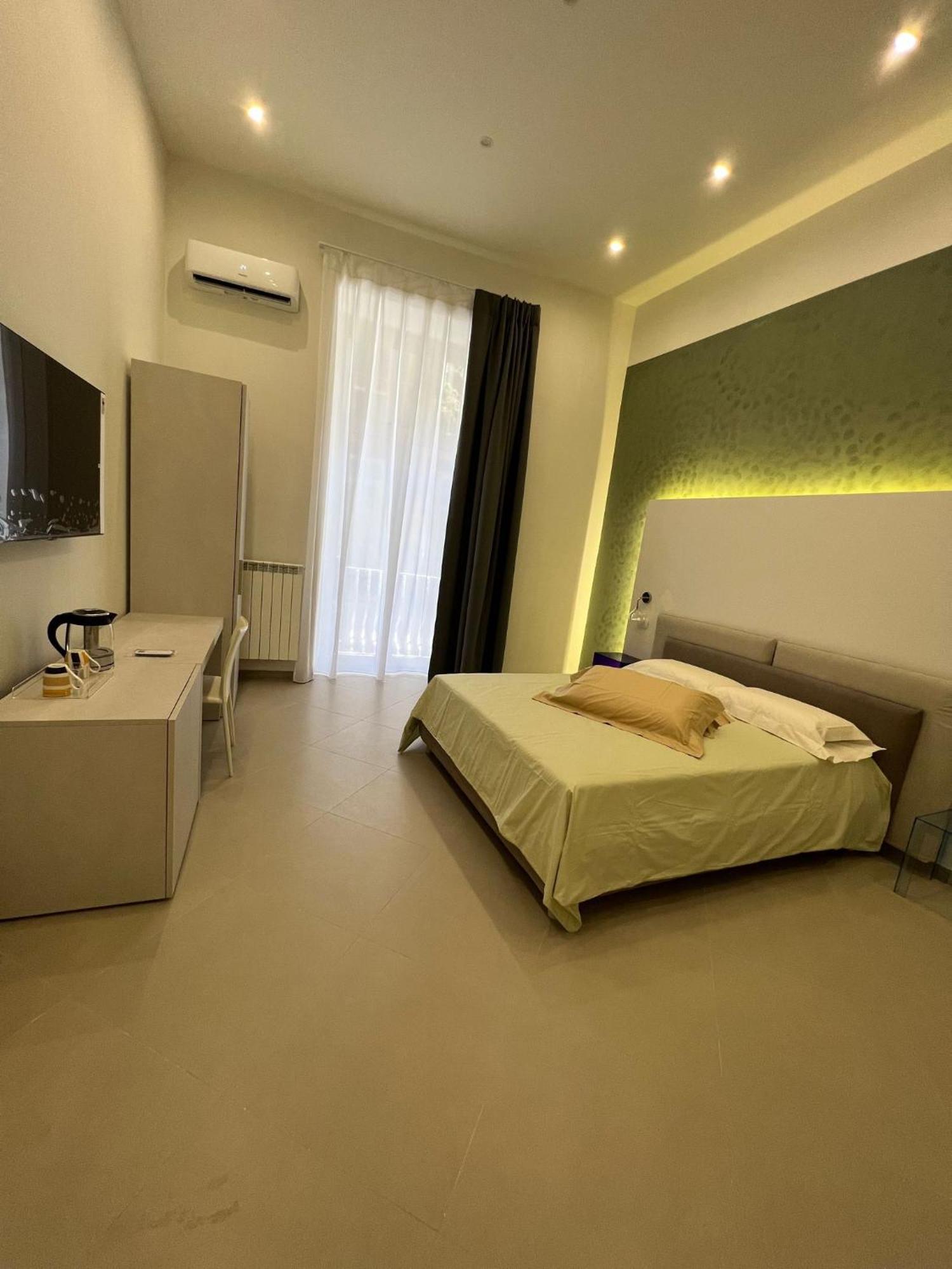 Dimora Chiaia 209 Hotel Naples Exterior photo